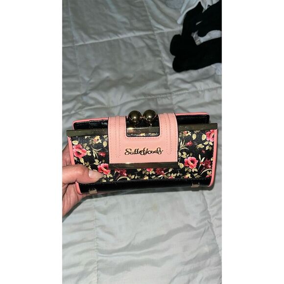 Sally Young Women's Black Floral Clutch Wallet with Card Storage - Picture 1 of 5